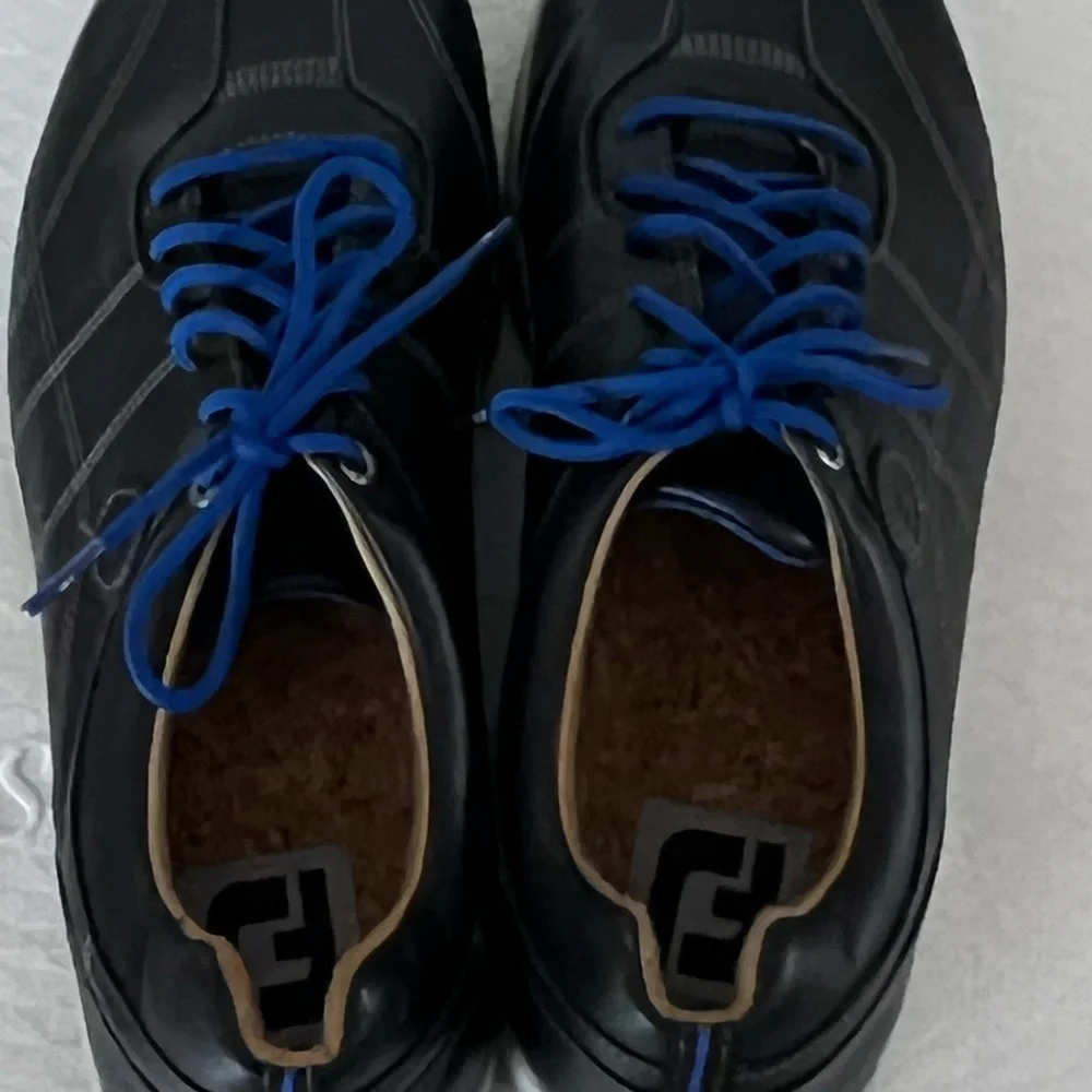 Mens size 11 FOOT JOY VERSALUXE all leather golf shoe. No longer made. - Picture 5 of 10